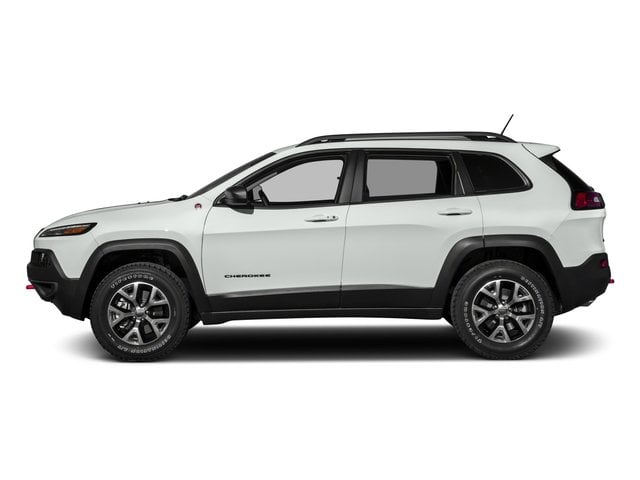 3 thumbnail image of  2017 Jeep Cherokee Trailhawk