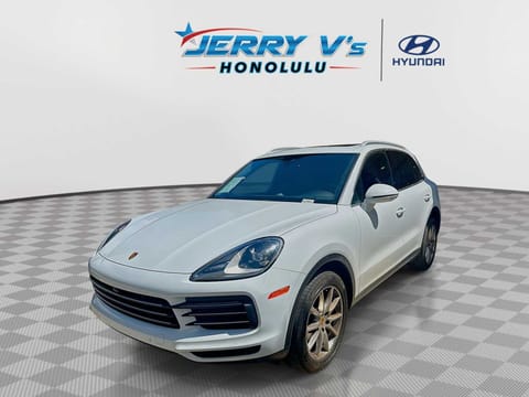 1 image of 2020 Porsche Cayenne