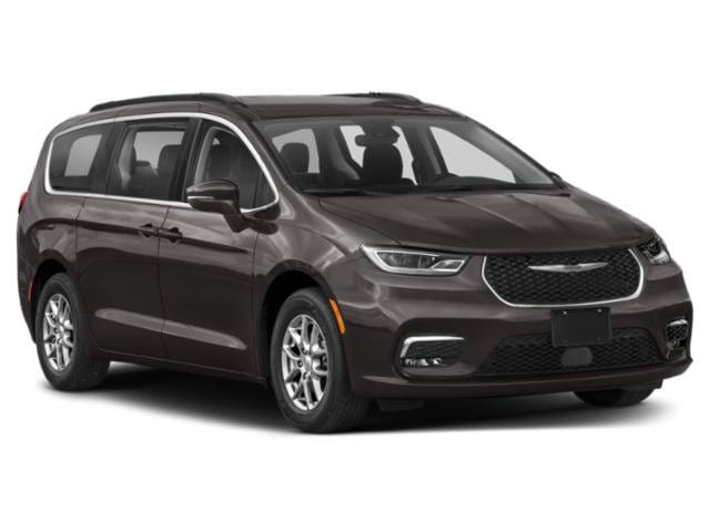 9 thumbnail image of  2021 Chrysler Pacifica Touring L