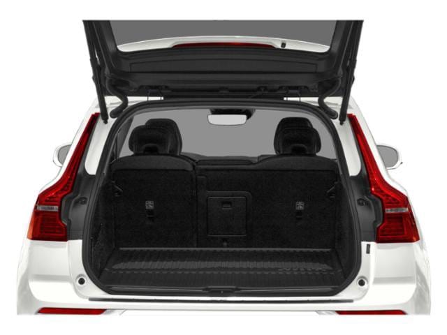11 thumbnail image of  2021 Volvo XC60 Inscription