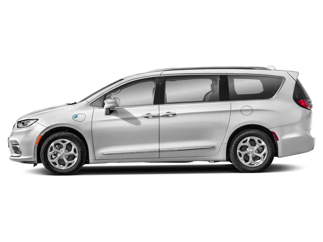 3 thumbnail image of  2022 Chrysler Pacifica Hybrid Touring L