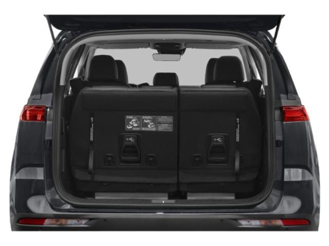 14 thumbnail image of  2022 Kia Carnival LXS