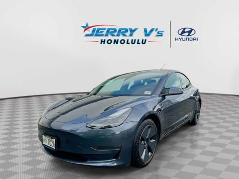 1 image of 2022 Tesla Model 3 Long Range