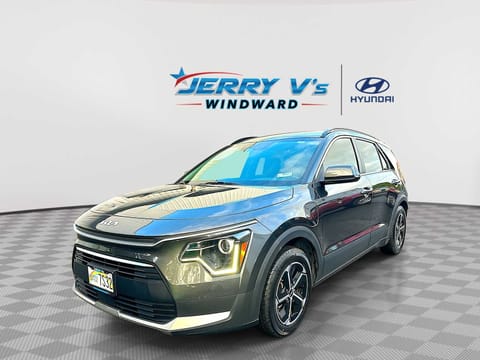 1 image of 2023 Kia Niro Plug-In Hybrid EX