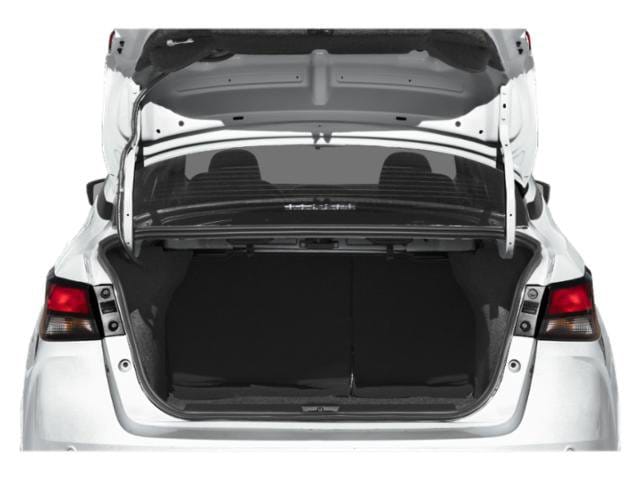 14 thumbnail image of  2023 Nissan Versa SV