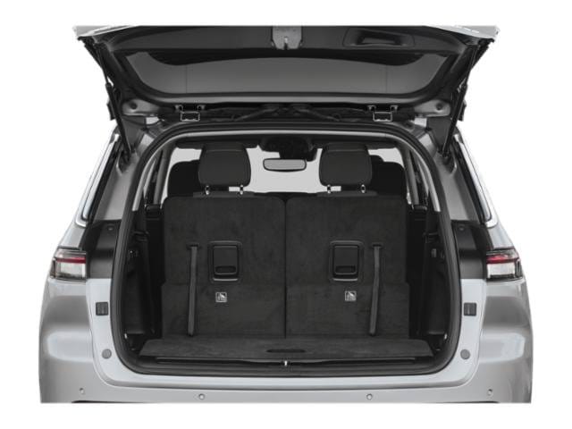 14 thumbnail image of  2024 Jeep Grand Cherokee L Altitude