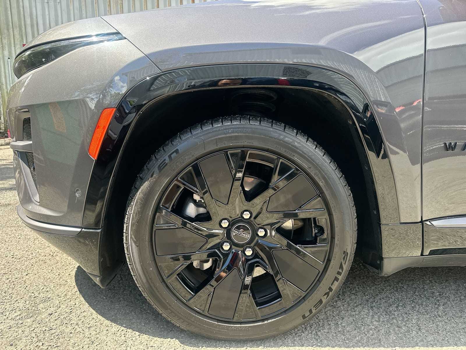 2024 Jeep Wagoneer S Launch Edition - Photo 19