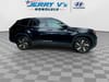 9 thumbnail image of  2024 Volkswagen Atlas 2.0T SE w/Technology