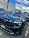 16 thumbnail image of  2024 Volkswagen Atlas Cross Sport 2.0T SE w/Technology
