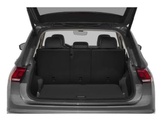 11 thumbnail image of  2024 Volkswagen Tiguan SE
