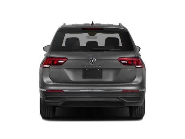 5 thumbnail image of  2024 Volkswagen Tiguan SE