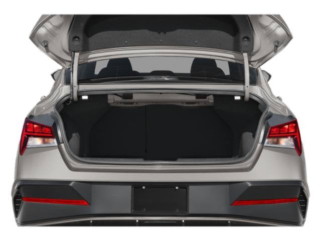 13 thumbnail image of  2025 Hyundai Elantra SEL Convenience
