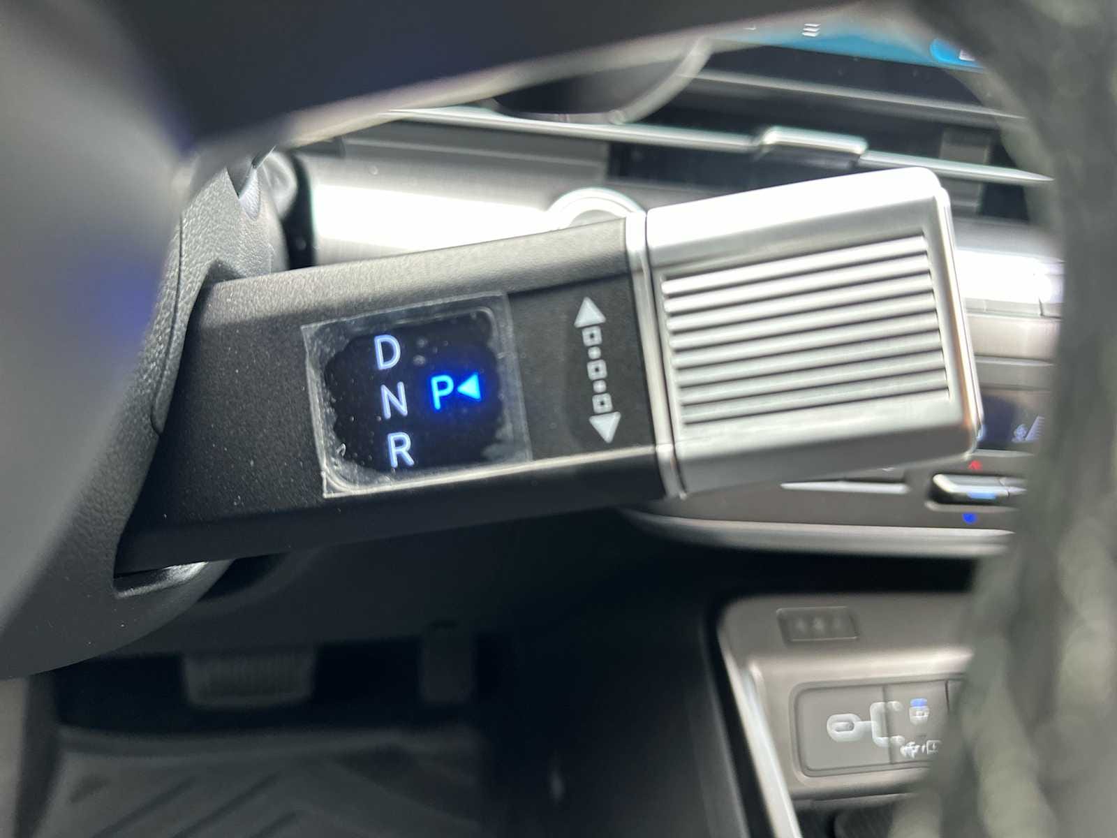 2025 Hyundai Kona SEL Convenience - Photo 21