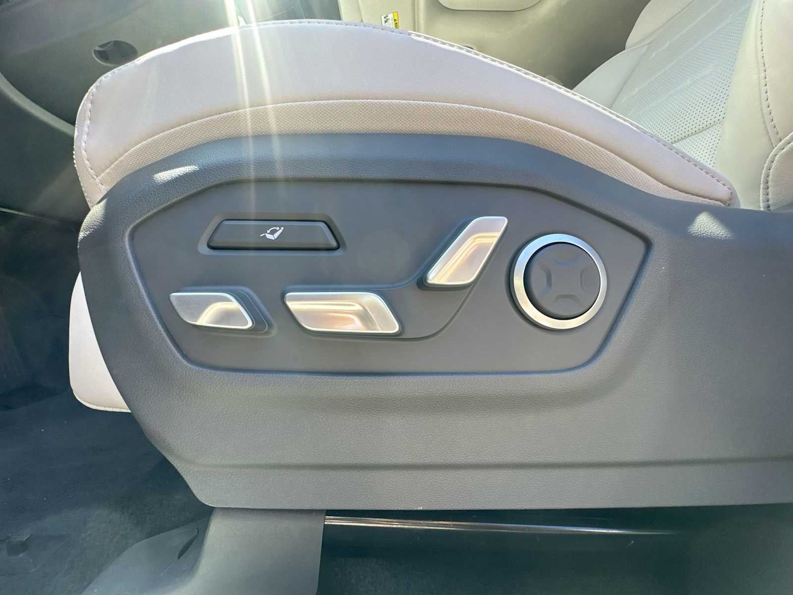 2025 Hyundai Santa Fe Calligraphy - Photo 14