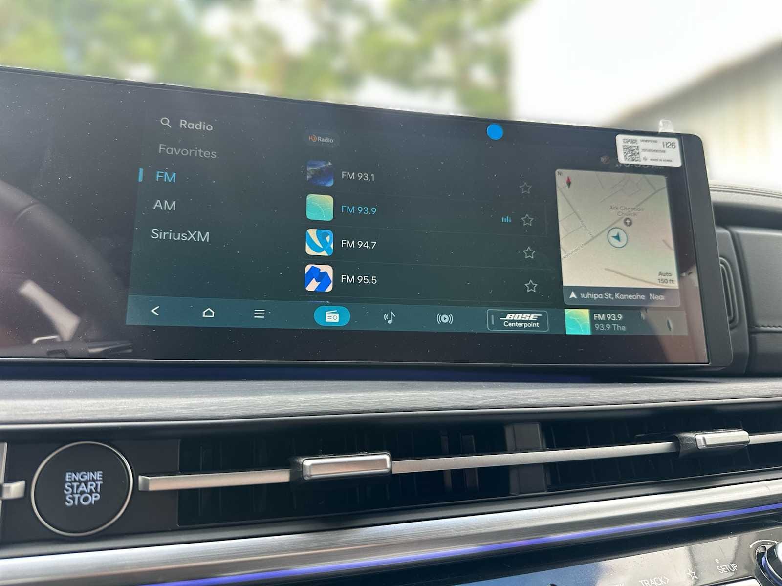 2025 Hyundai Santa Fe Limited - Photo 12