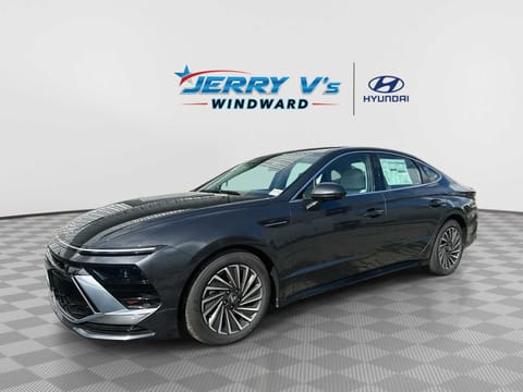 1 image of 2025 Hyundai Sonata Hybrid SEL