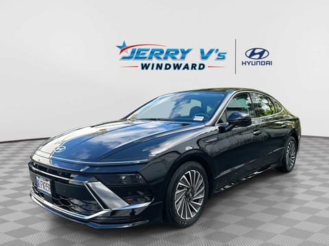 1 image of 2025 Hyundai Sonata Hybrid SEL