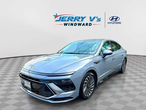 1 image of 2025 Hyundai Sonata Hybrid SEL
