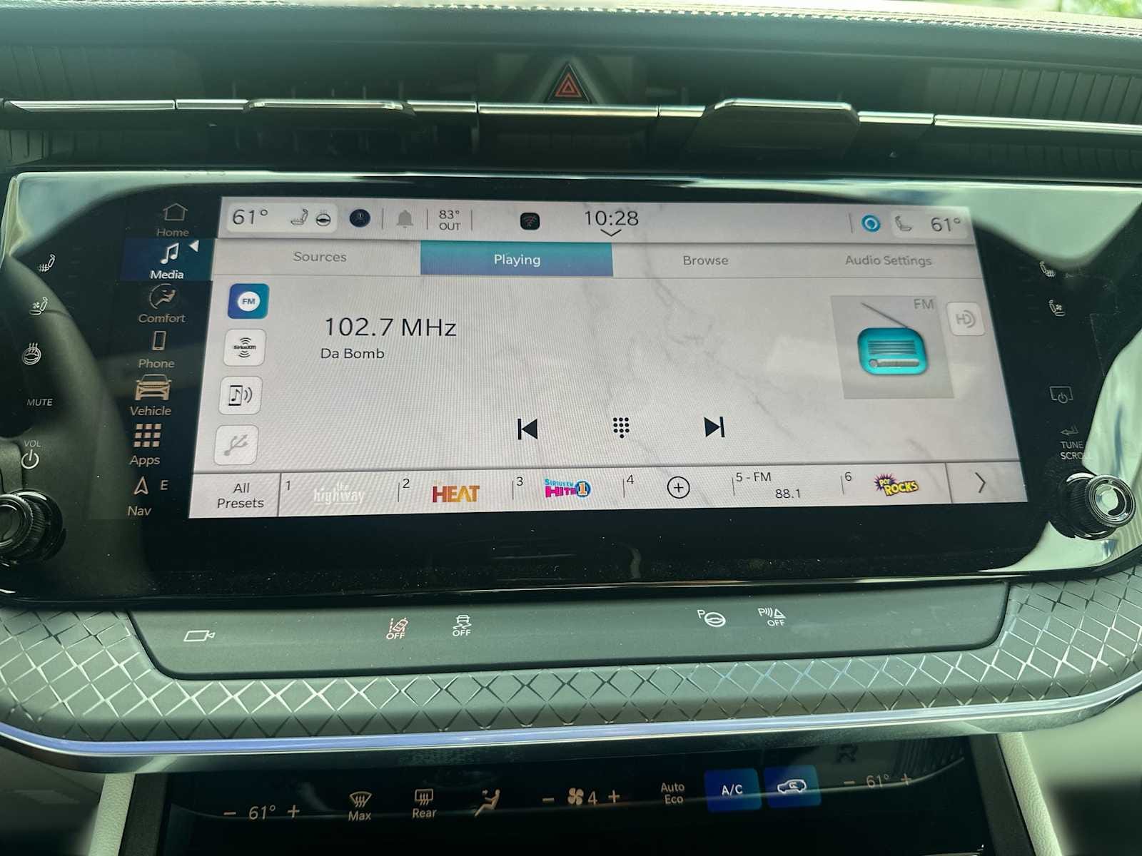 2025 Jeep Wagoneer S Limited - Photo 12