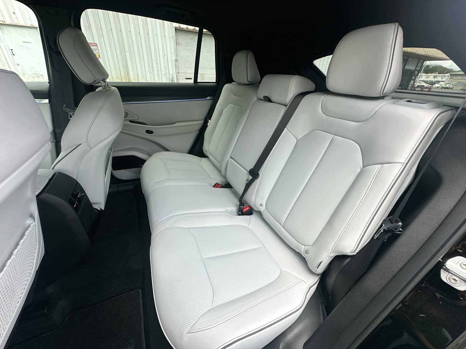 2025 Jeep Wagoneer S Limited - Photo 25