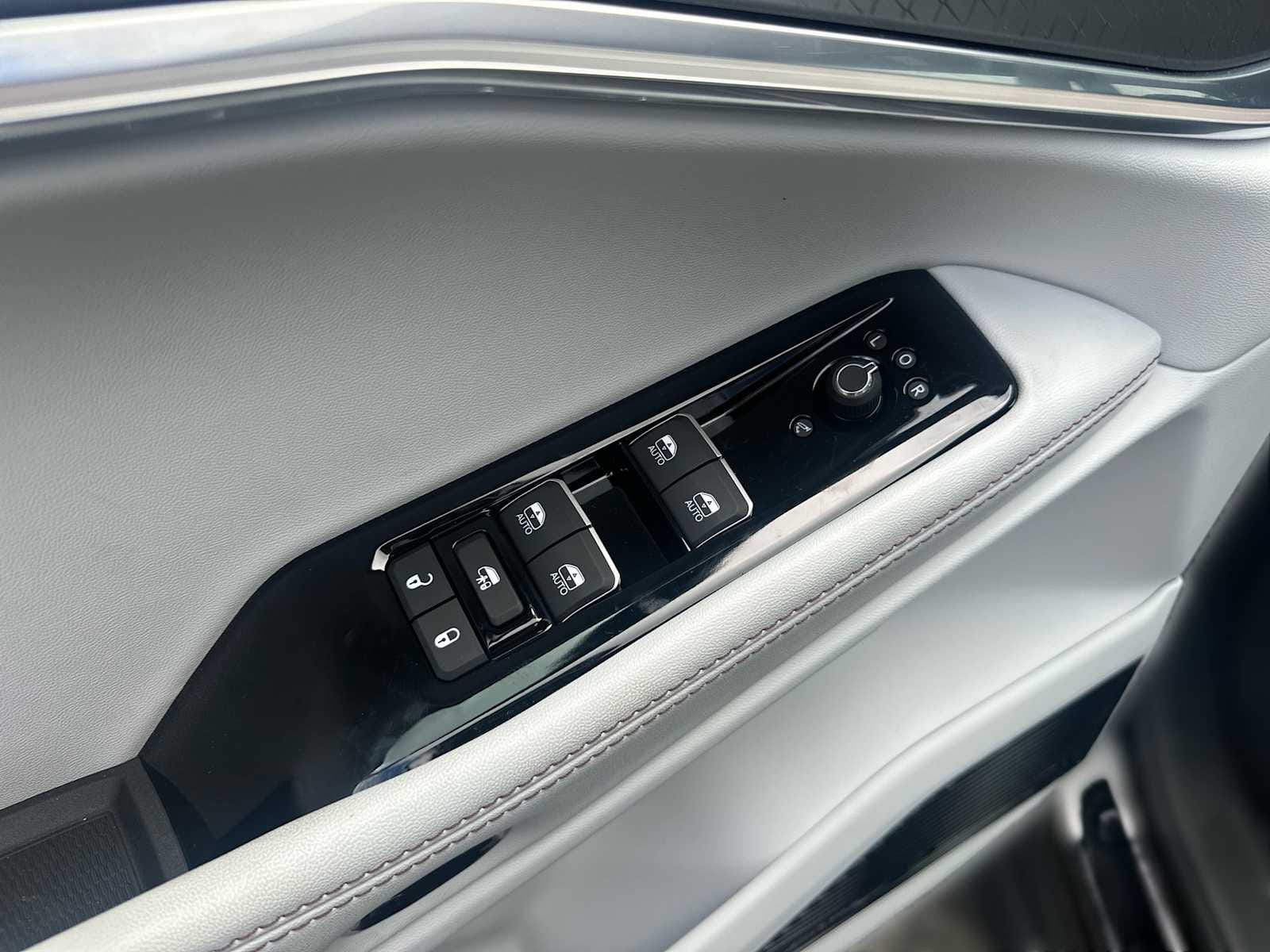 2025 Jeep Wagoneer S Limited - Photo 15