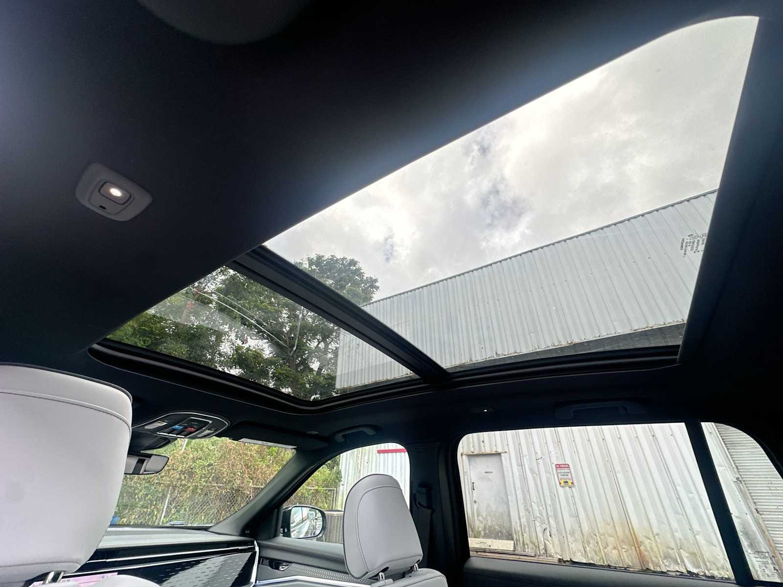 2025 Jeep Wagoneer S Limited - Photo 16