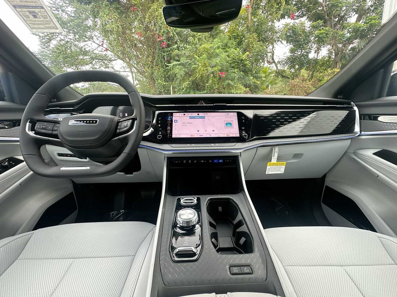 2025 Jeep Wagoneer S Limited - Photo 11