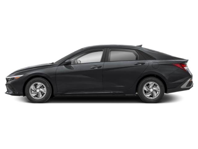 3 thumbnail image of  2026 Hyundai Elantra SE