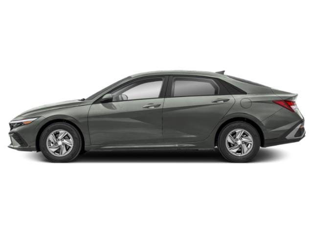3 thumbnail image of  2026 Hyundai Elantra SE