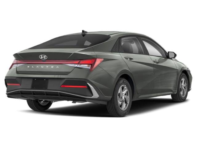 2 thumbnail image of  2026 Hyundai Elantra SE