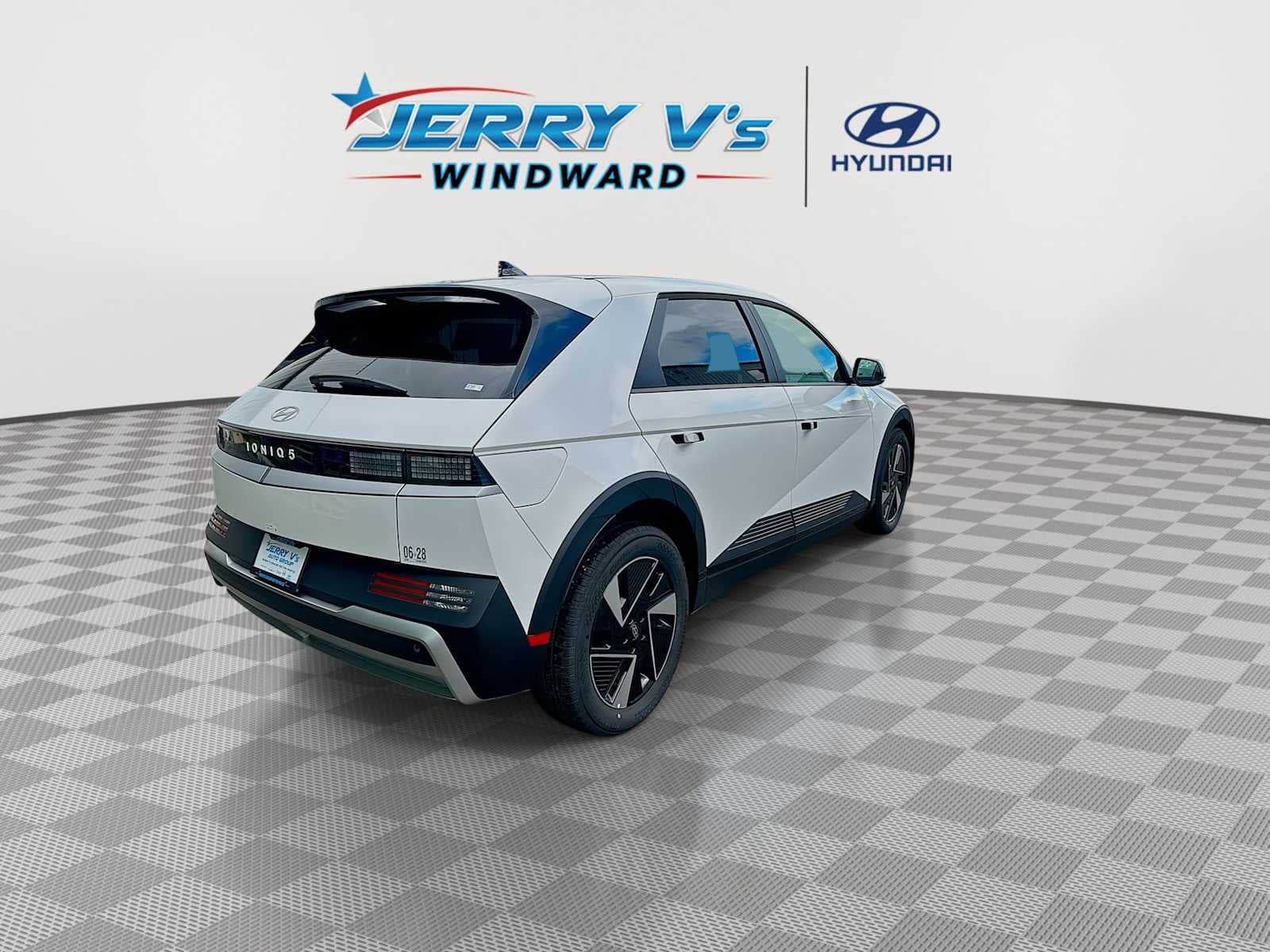 2026 Hyundai IONIQ 5 SE - Photo 8
