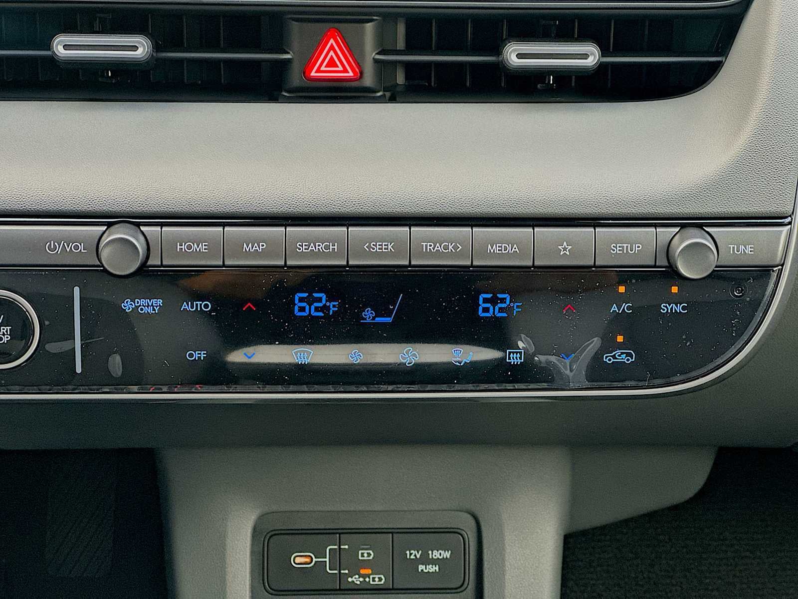 2026 Hyundai IONIQ 5 SE - Photo 16