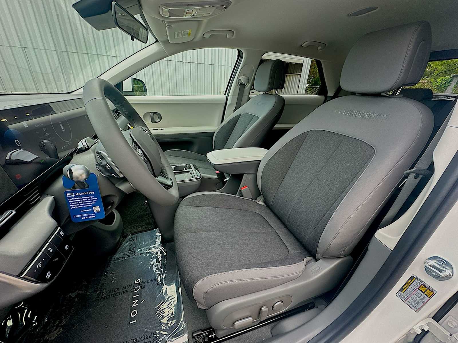 2026 Hyundai IONIQ 5 SE - Photo 13