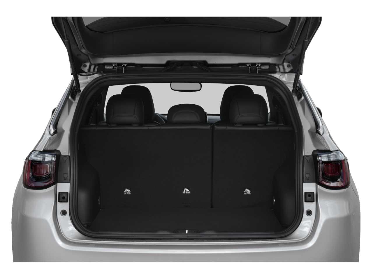 9 thumbnail image of  2026 Jeep Compass Latitude Altitude
