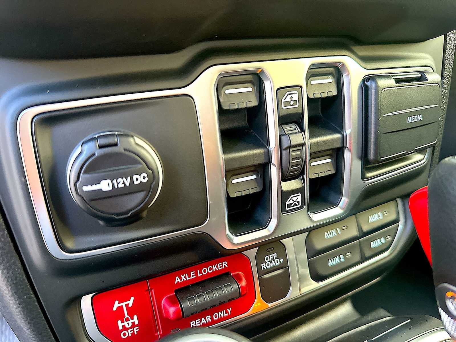 2026 Jeep Gladiator Mojave - Photo 15