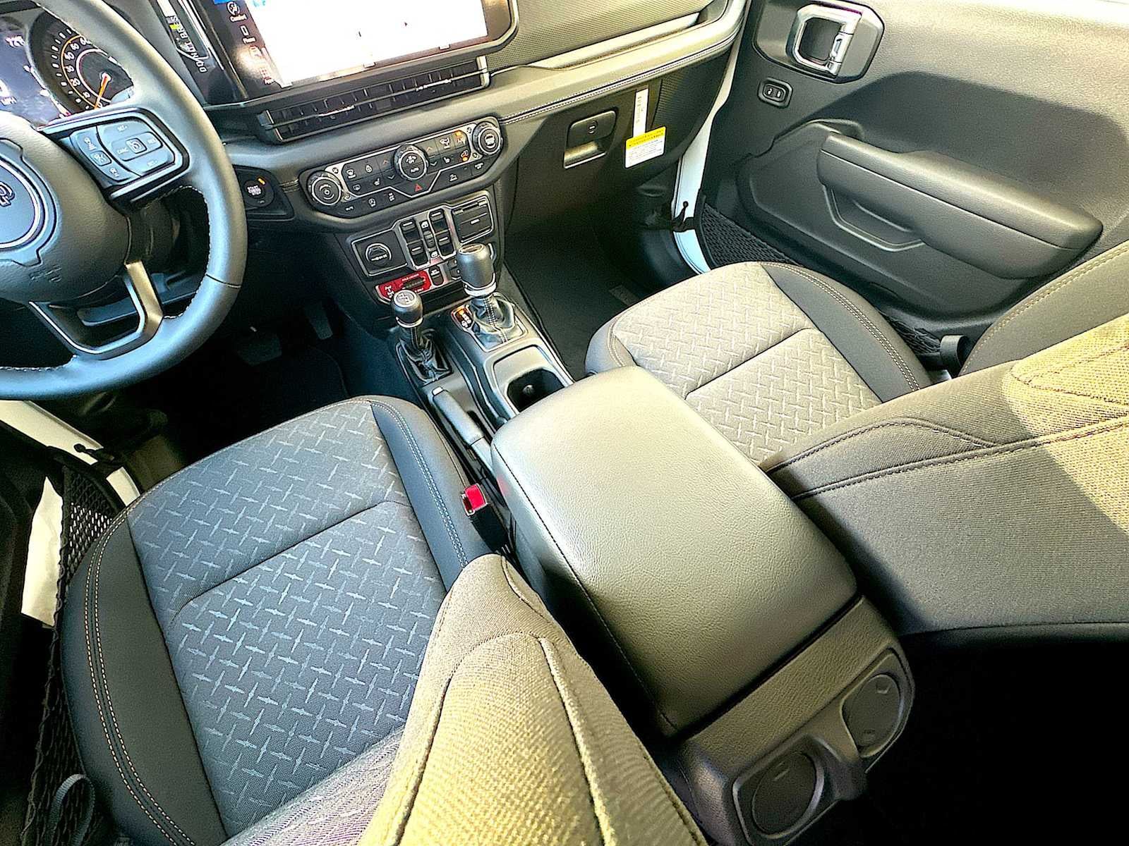 2026 Jeep Gladiator Mojave - Photo 20