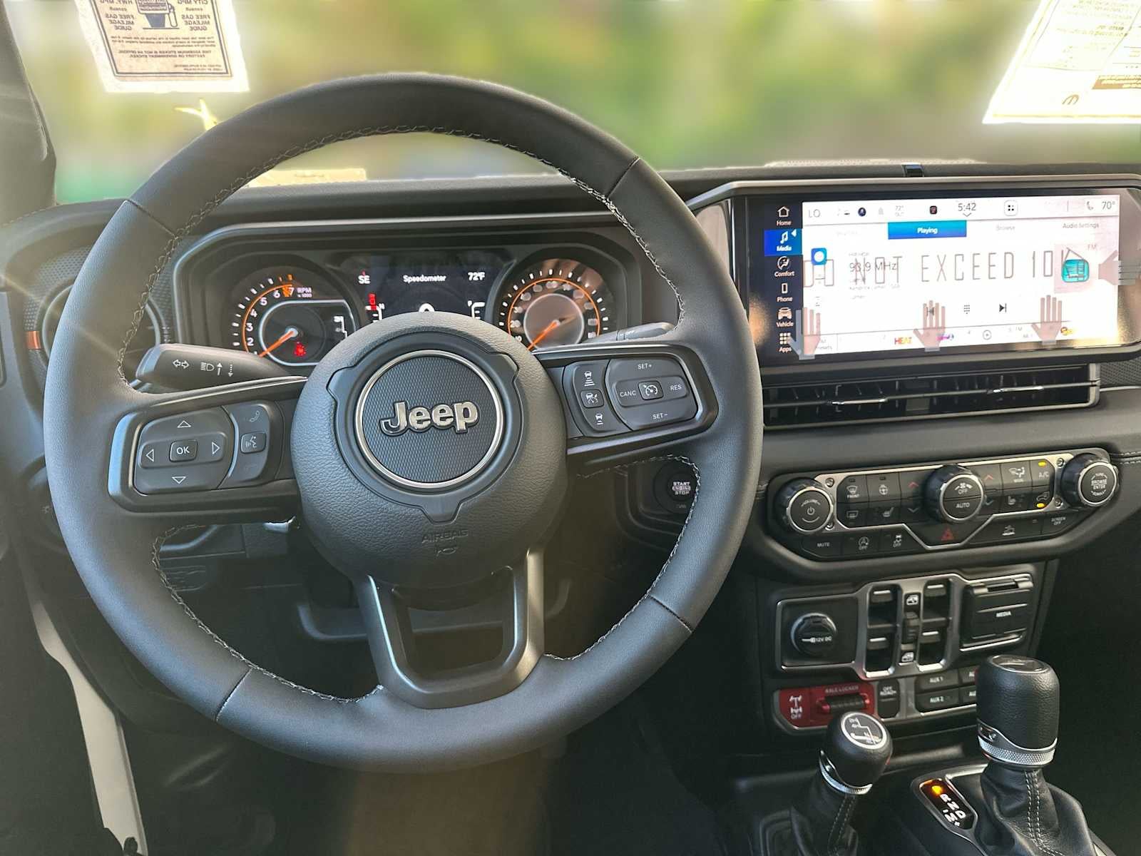 2026 Jeep Gladiator Mojave - Photo 10