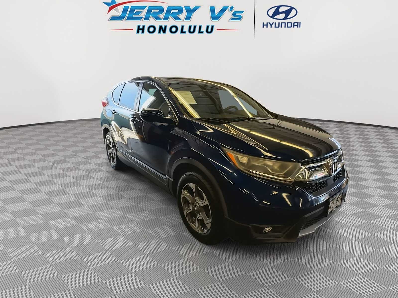 Used 2017 Honda CR-V EX with VIN 7FARW1H52HE014768 for sale in Kaneohe, HI