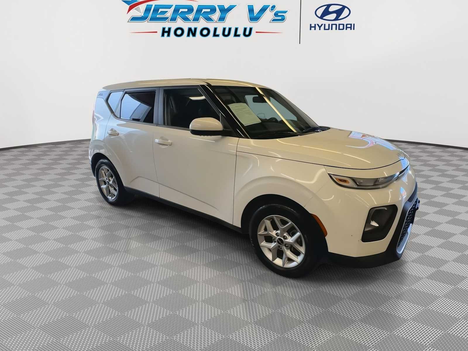 Used 2022 Kia Soul LX with VIN KNDJ23AU0N7176689 for sale in Kaneohe, HI