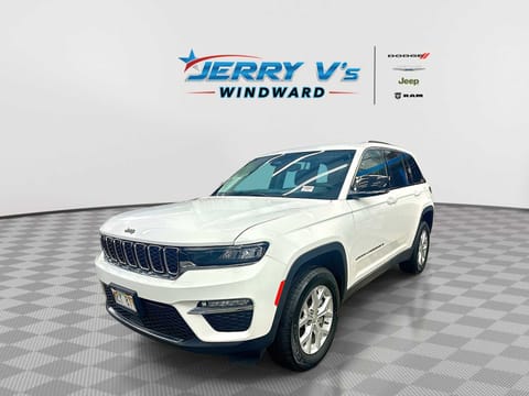 1 image of 2023 Jeep Grand Cherokee Limited