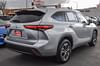 10 thumbnail image of  2021 Toyota Highlander XLE