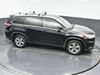 35 thumbnail image of  2016 Toyota Highlander Limited