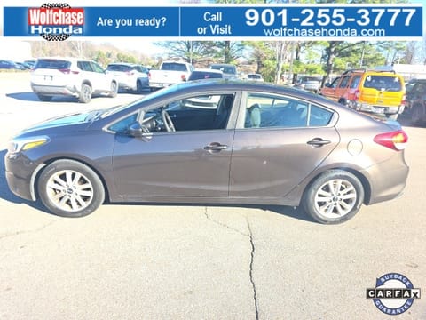 1 image of 2017 Kia Forte LX