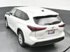 33 thumbnail image of  2023 Toyota Highlander L
