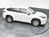 36 thumbnail image of  2023 Toyota Highlander L