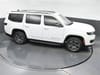 36 thumbnail image of  2024 Jeep Wagoneer Base