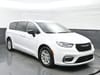 8 thumbnail image of  2025 Chrysler Pacifica Select