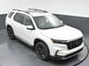34 thumbnail image of  2025 Honda Pilot Touring w/HPD Wheels