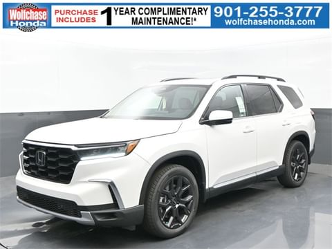 1 image of 2025 Honda Pilot Touring w/HPD Wheels