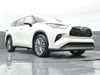 28 thumbnail image of  2021 Toyota Highlander Platinum